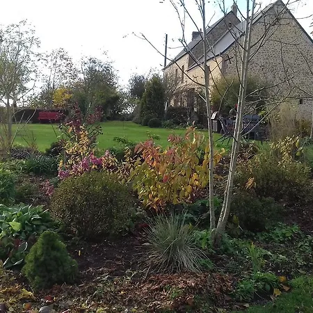 Bed & Breakfast Au Jardin Des Violettes