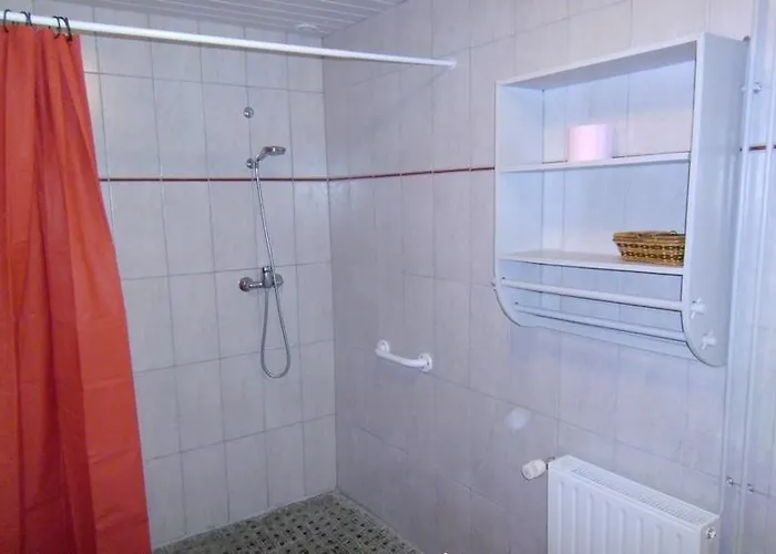 Au Jardin Des Violettes 3* Maheru