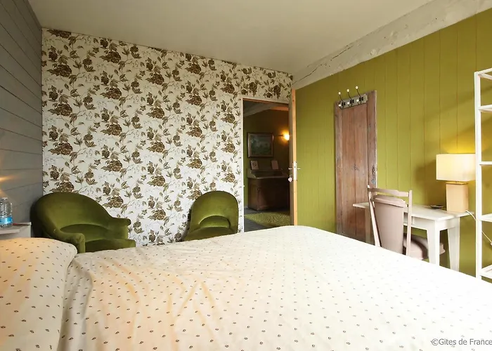 Au Jardin Des Violettes 3* Maheru